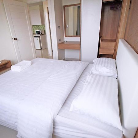 Amazon Residence By Pattaya Sunny Rentals Джомтьен Номер фото