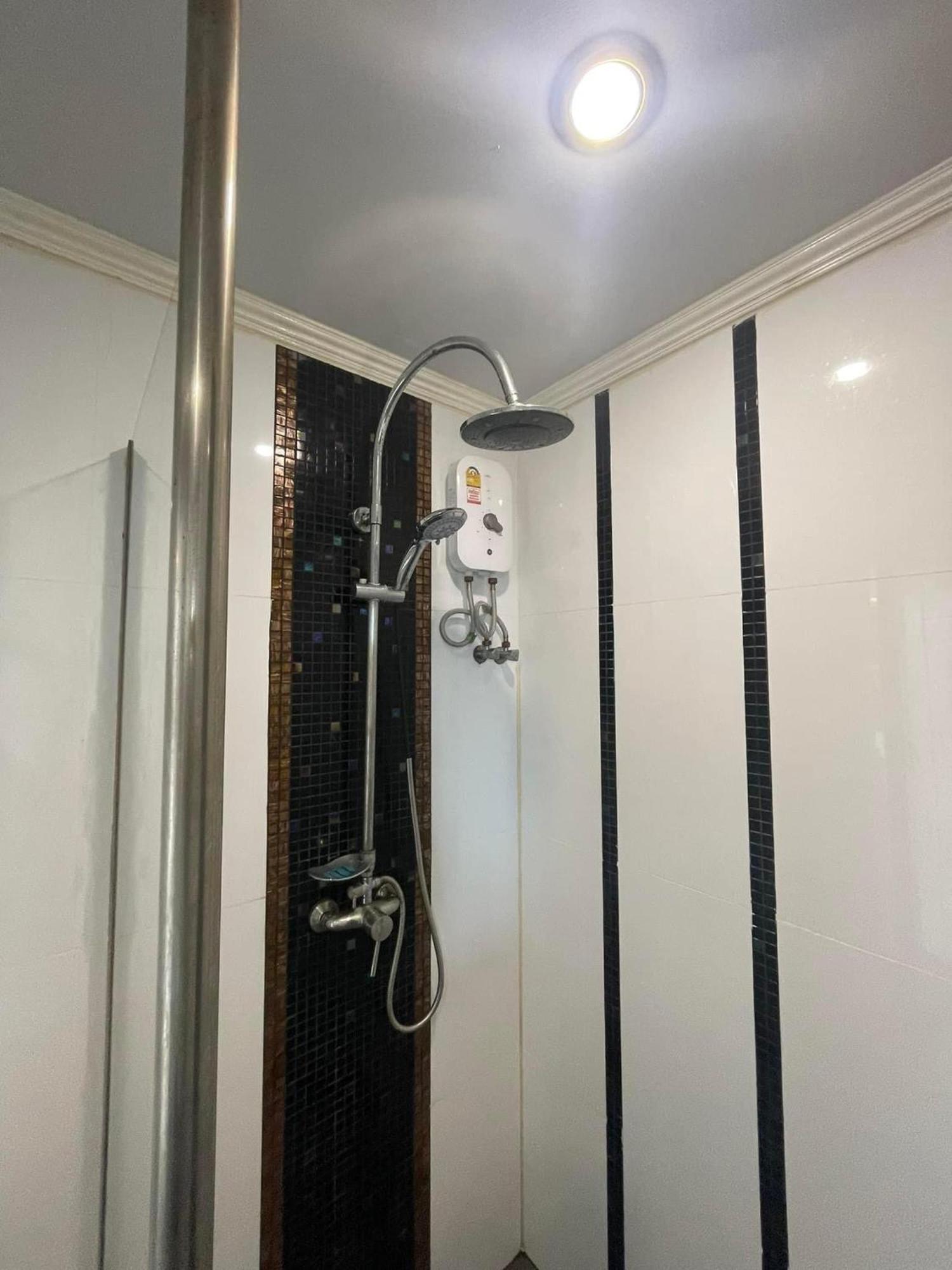 Amazon Residence By Pattaya Sunny Rentals Джомтьен Номер фото
