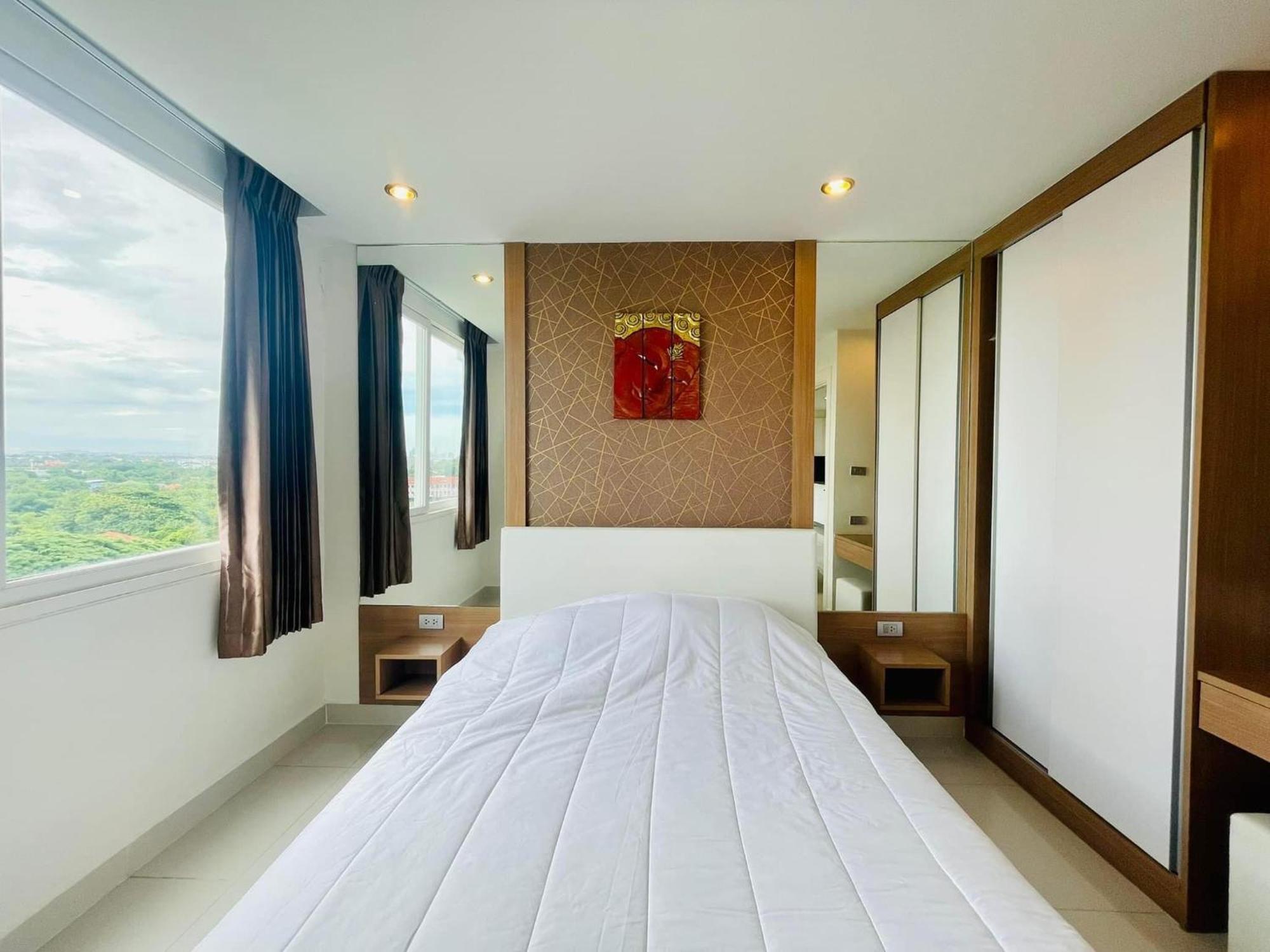 Amazon Residence By Pattaya Sunny Rentals Джомтьен Номер фото