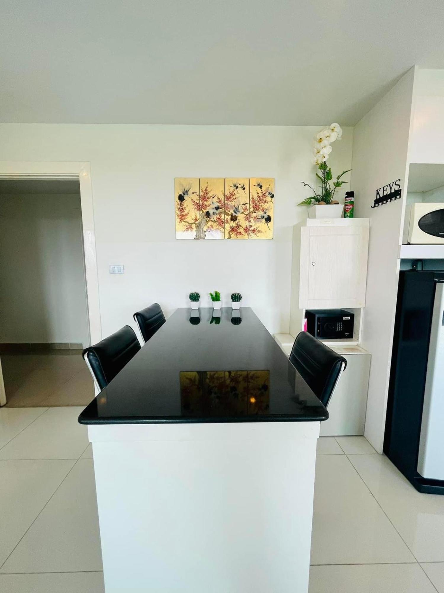 Amazon Residence By Pattaya Sunny Rentals Джомтьен Номер фото