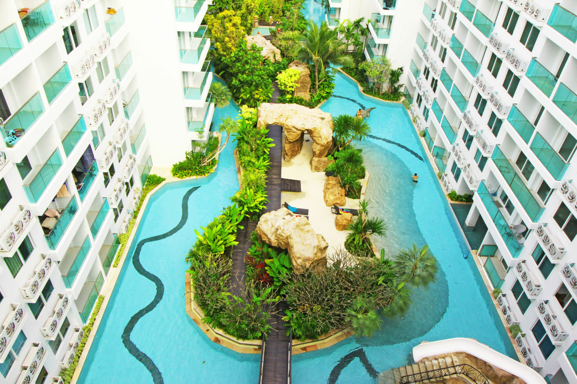 Amazon Residence By Pattaya Sunny Rentals Джомтьен Экстерьер фото