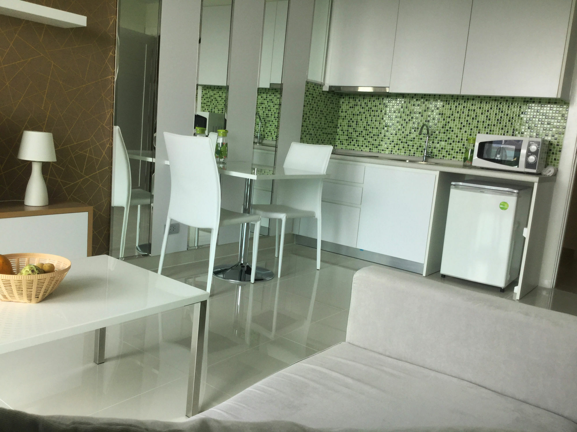 Amazon Residence By Pattaya Sunny Rentals Джомтьен Экстерьер фото