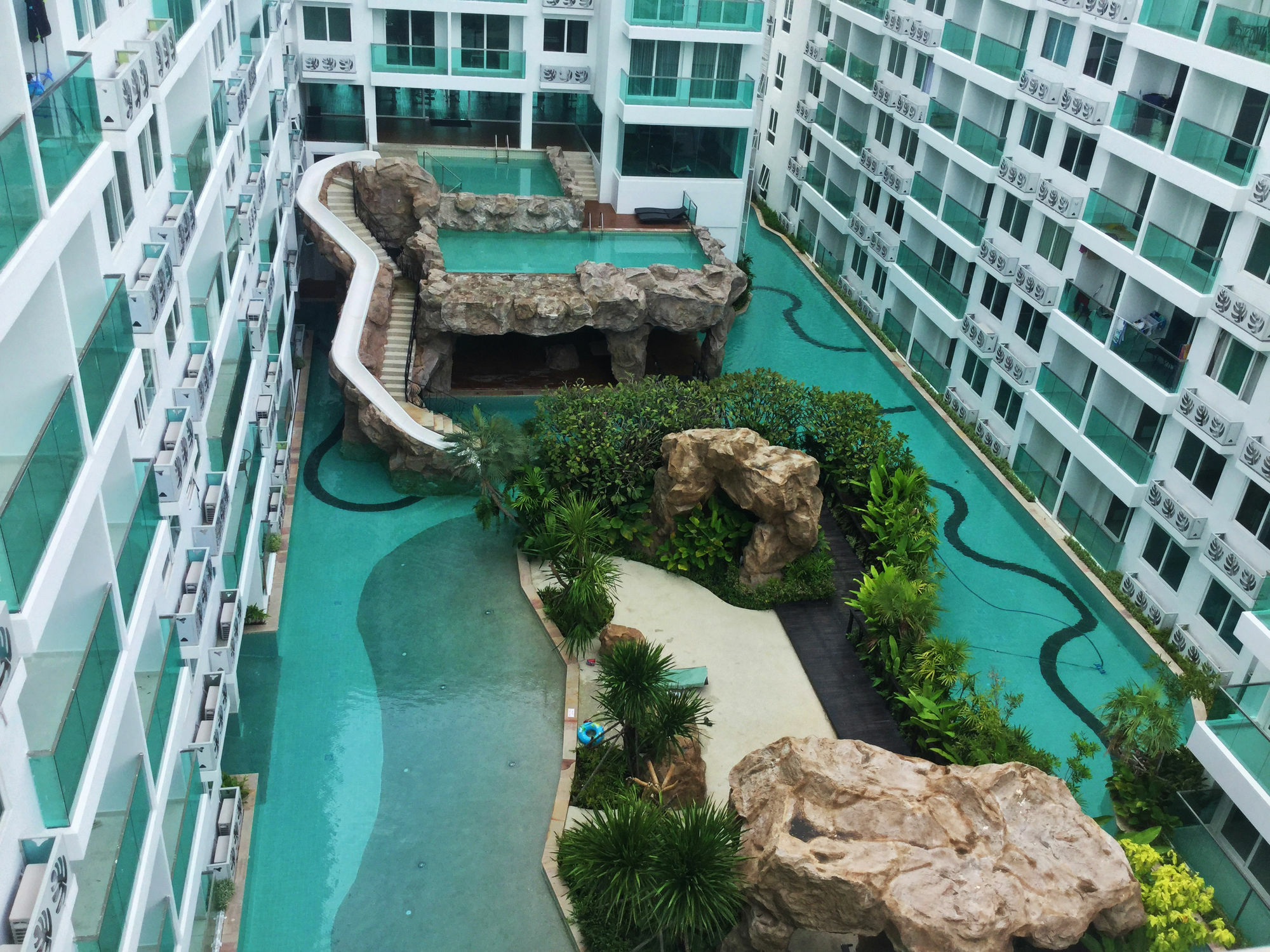 Amazon Residence By Pattaya Sunny Rentals Джомтьен Экстерьер фото